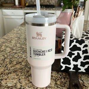Stanley Quencher H2.0 Tumbler 40oz